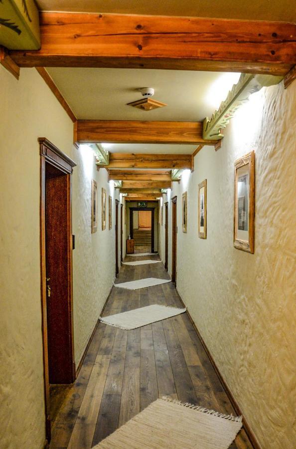 Karczma Regionalna Hotel Goscinna Chata Wysowa-Zdrój Extérieur photo